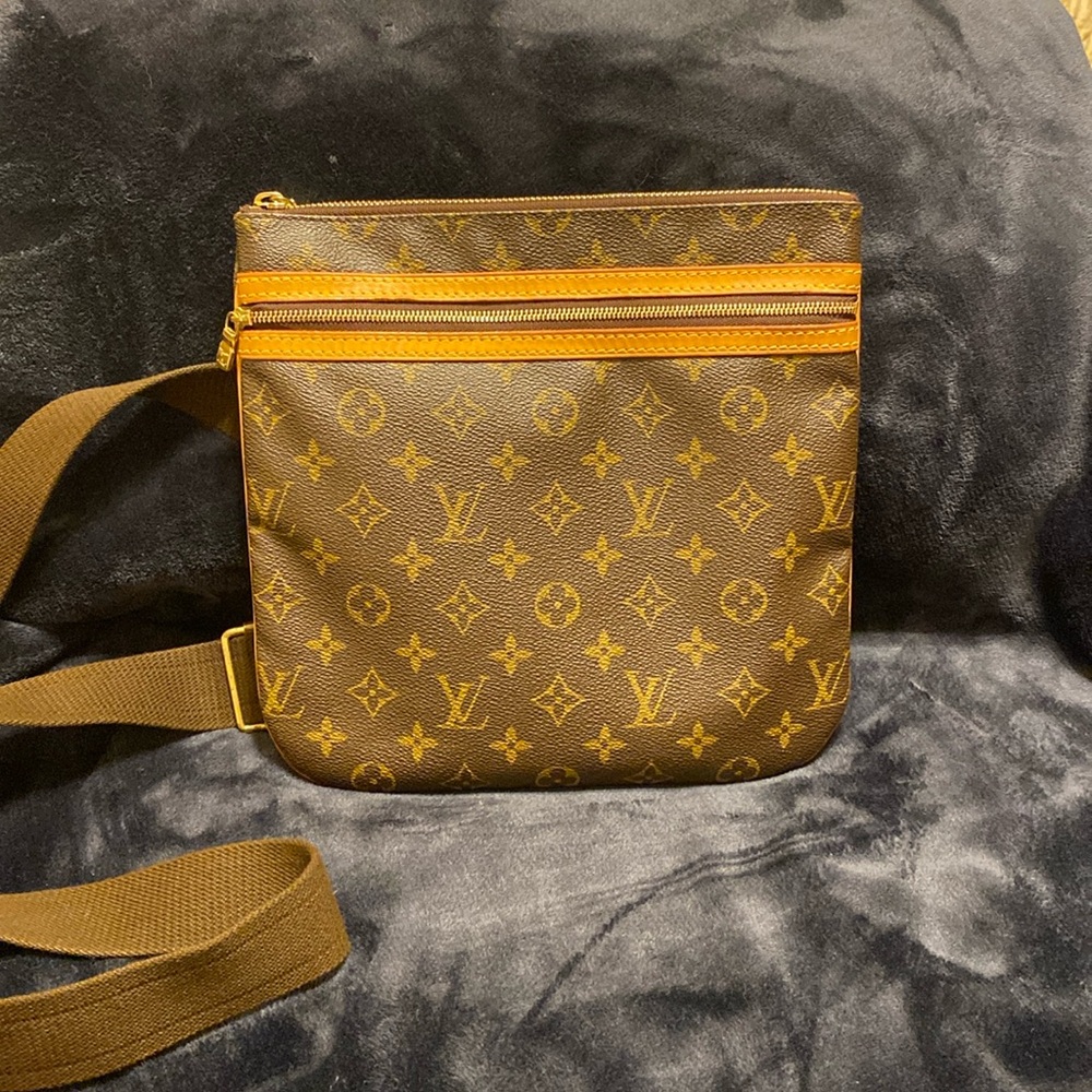 🩷 LOUIS VUITTON BOSPHORE MONOGRAM CROSSBODY 🩷